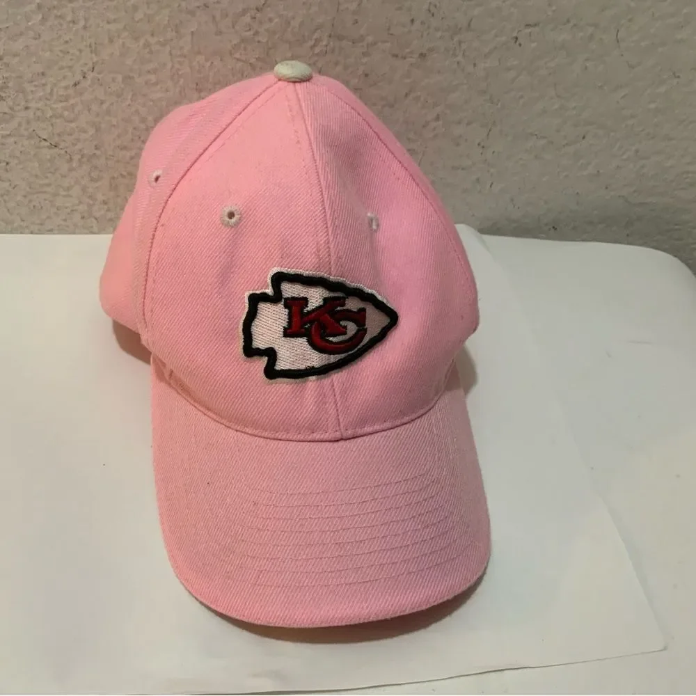 Kansas City Chiefs Hat pink ladies 80% acrylic 20% wool
